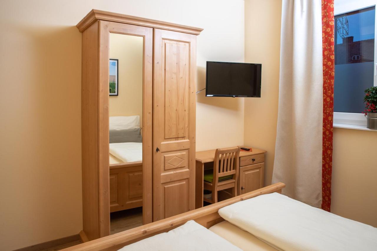 Landhaus Storch - Pension Гензендорф Екстериор снимка